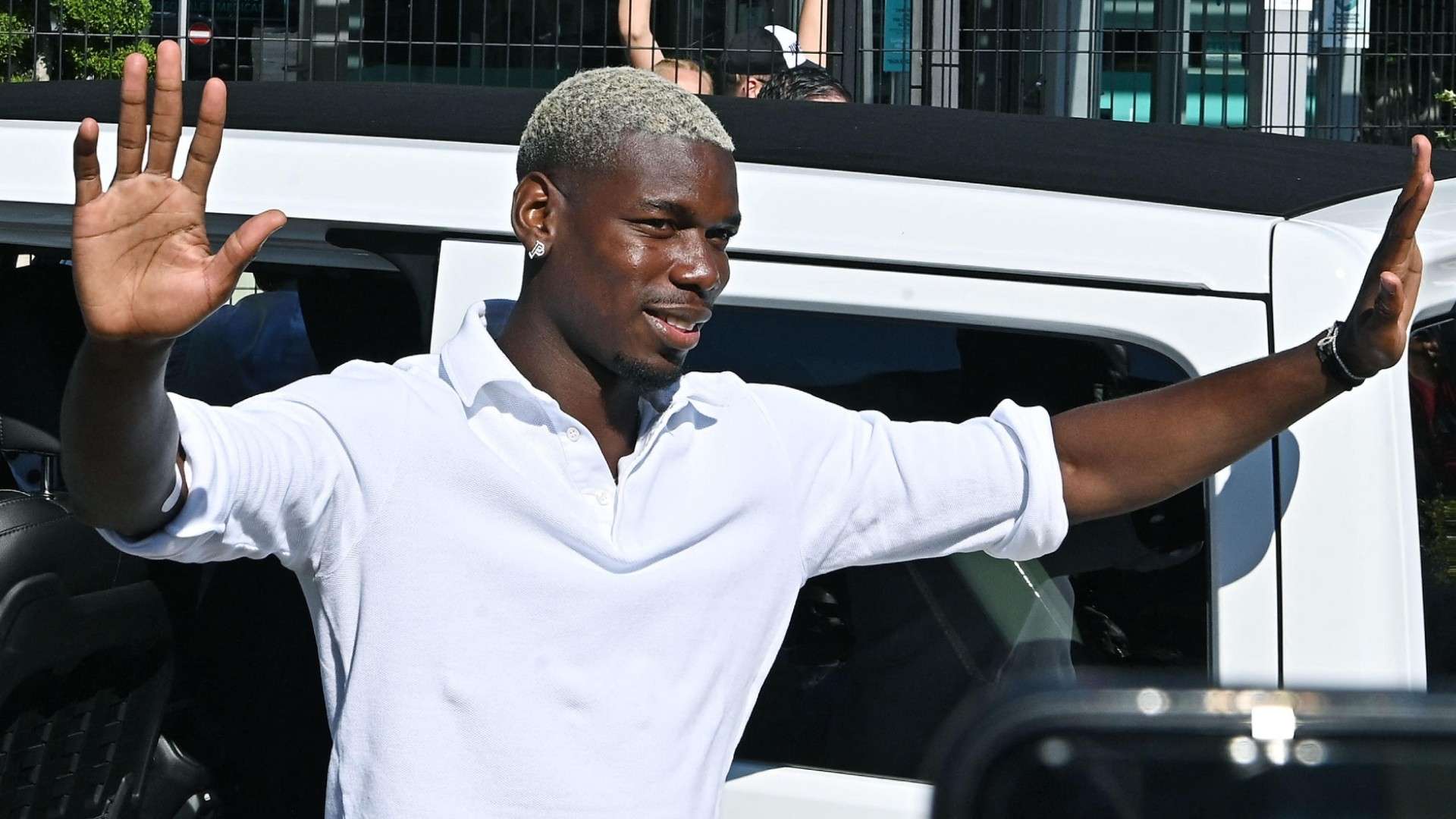 带着对足球 带着对足球